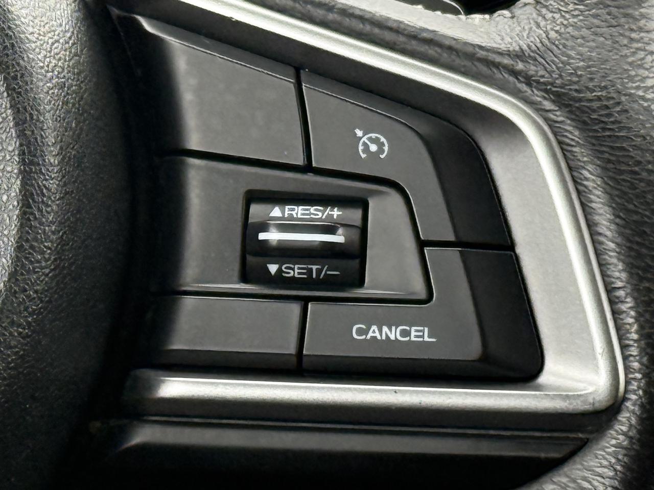 2019 Subaru Impreza 2.0i l Touring l No Accidents l RCam l AWD Photo