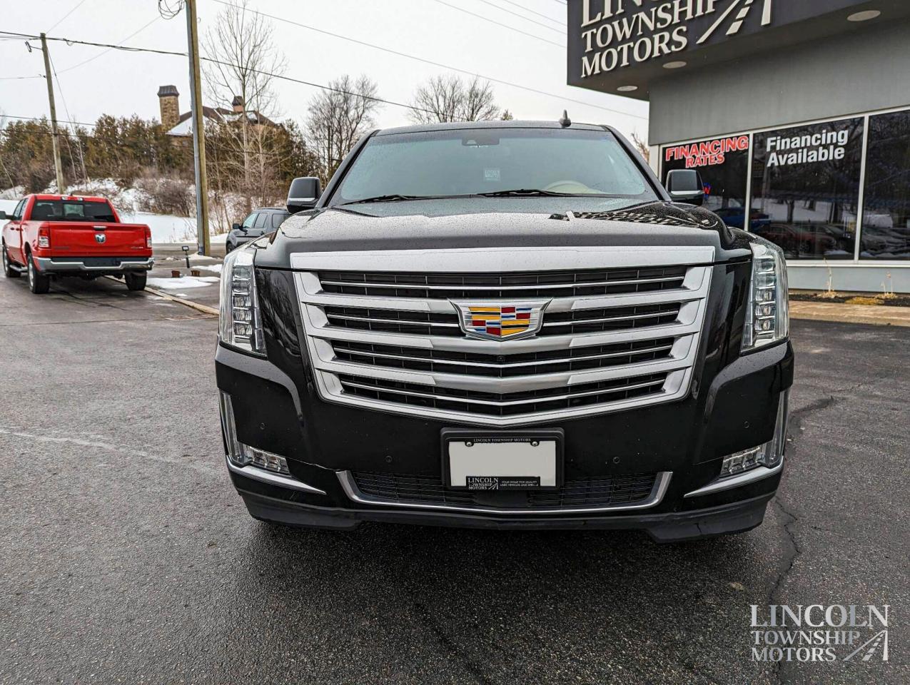 2019 Cadillac Escalade Platinum Edition- FULLY LOADED, AWD, HEATED SEATS Photo2