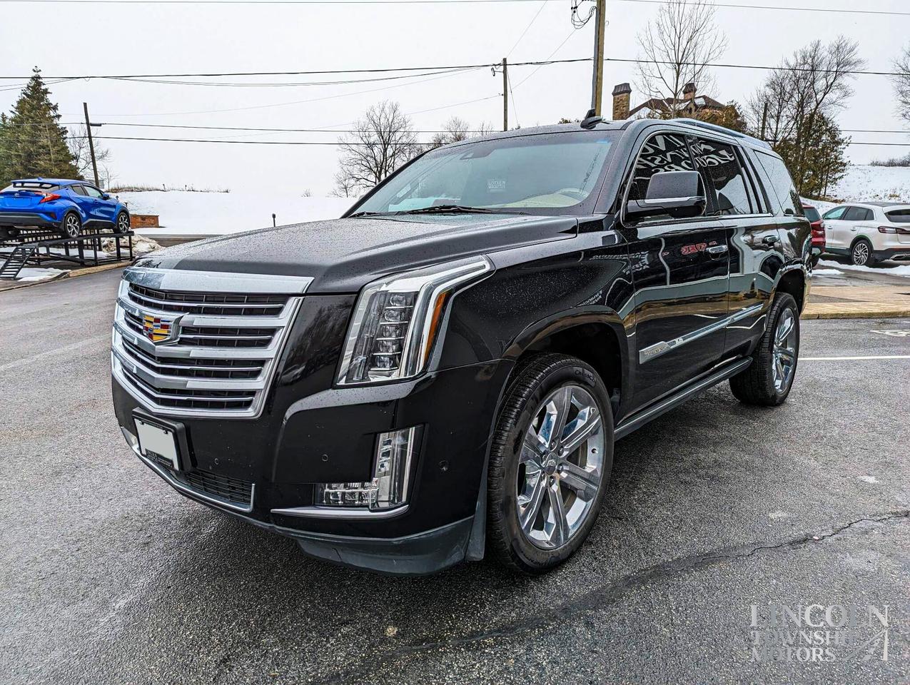 2019 Cadillac Escalade Platinum Edition- FULLY LOADED, AWD, HEATED SEATS Photo3