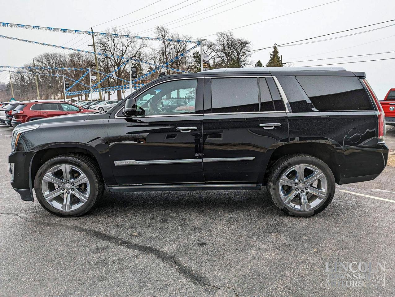 2019 Cadillac Escalade Platinum Edition- FULLY LOADED, AWD, HEATED SEATS Photo