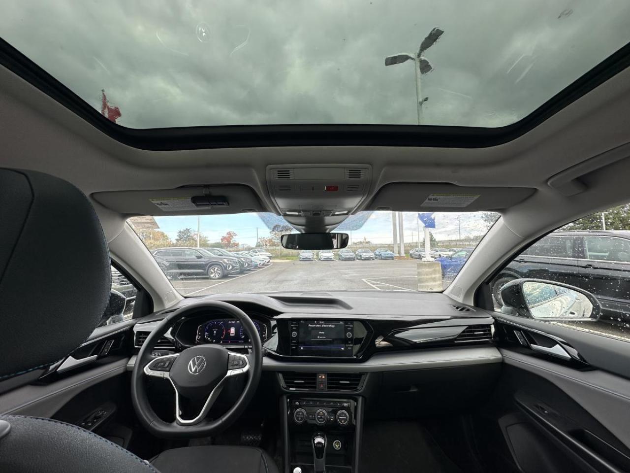 2024 Volkswagen Taos Comfortline Black Edition 4Motion AWD Photo