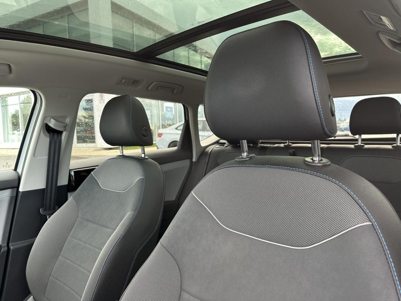 2024 Volkswagen Taos Comfortline Black Edition 4Motion AWD Photo