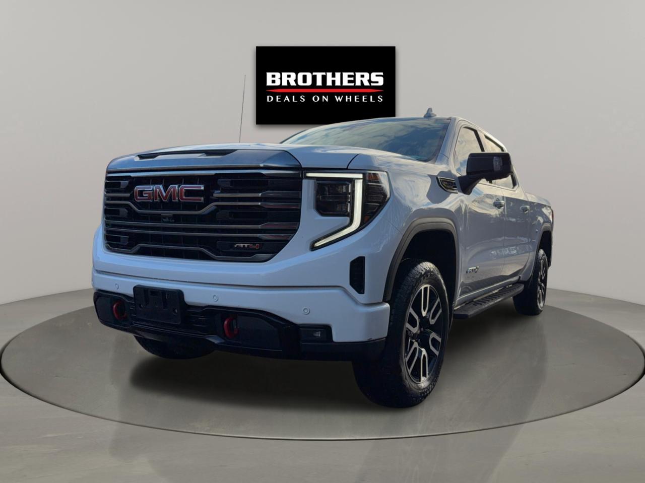 2022 GMC Sierra 1500 4WD Crew Cab 147 AT4 No Accident One Owner Photo