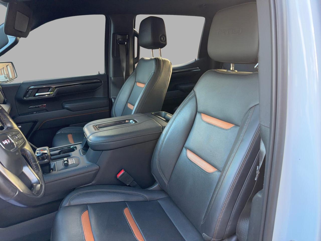 2022 GMC Sierra 1500 4WD Crew Cab 147 AT4 No Accident One Owner Photo