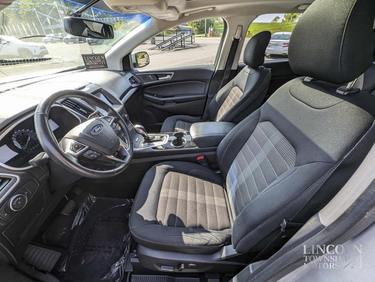 2018 Ford Edge SEL - CLEAN CARFAX, NAV, RMT START, SUNROOF, AWD Photo