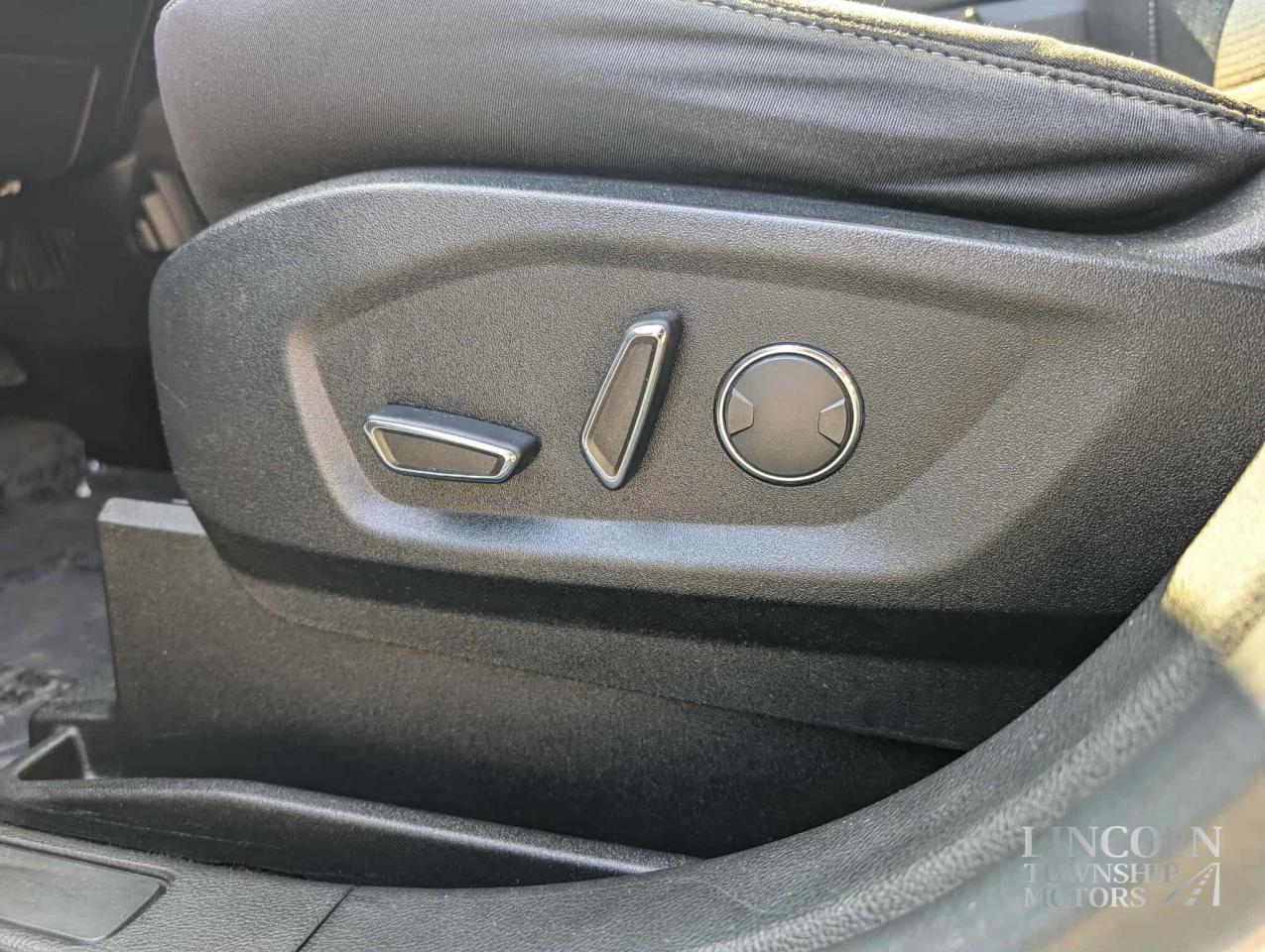 2018 Ford Edge SEL - CLEAN CARFAX, NAV, RMT START, SUNROOF, AWD Photo