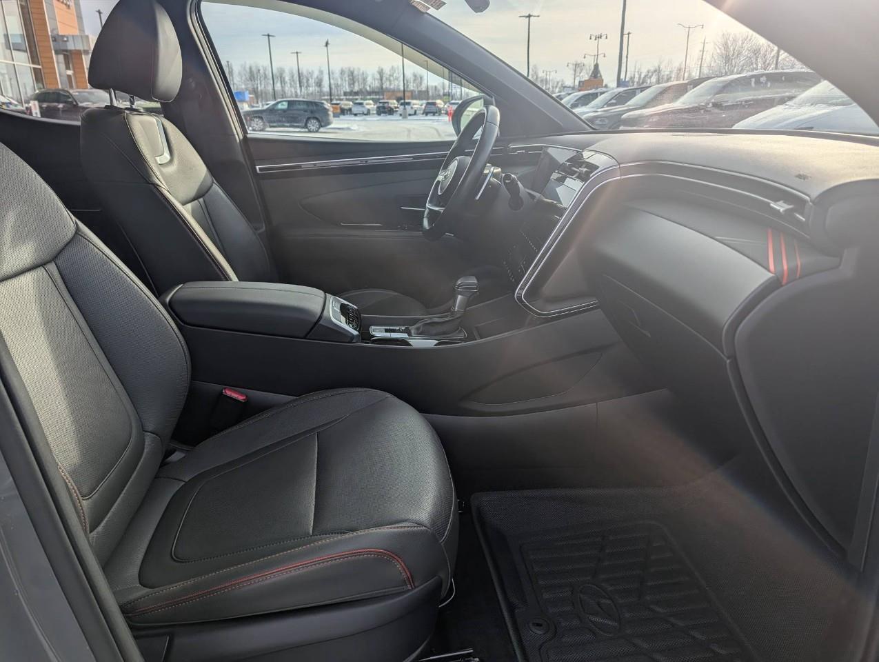 2022 Hyundai Santa Cruz Ultimate w/Colour Package ONE OWNER Photo