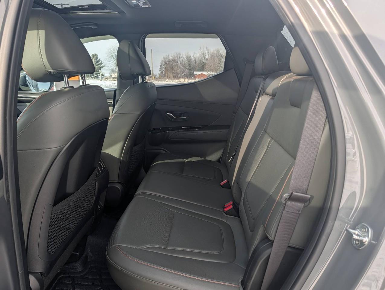 2022 Hyundai Santa Cruz Ultimate w/Colour Package Photo