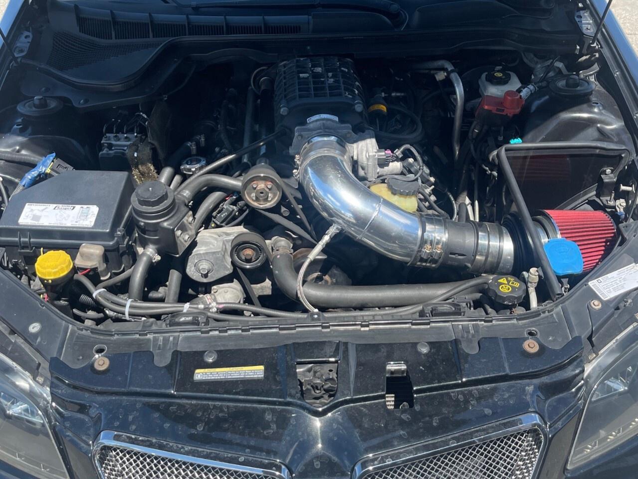 2009 Pontiac G8 4dr Sdn GT Supercharged/Sunroof/Auto/6.0L V8 Photo