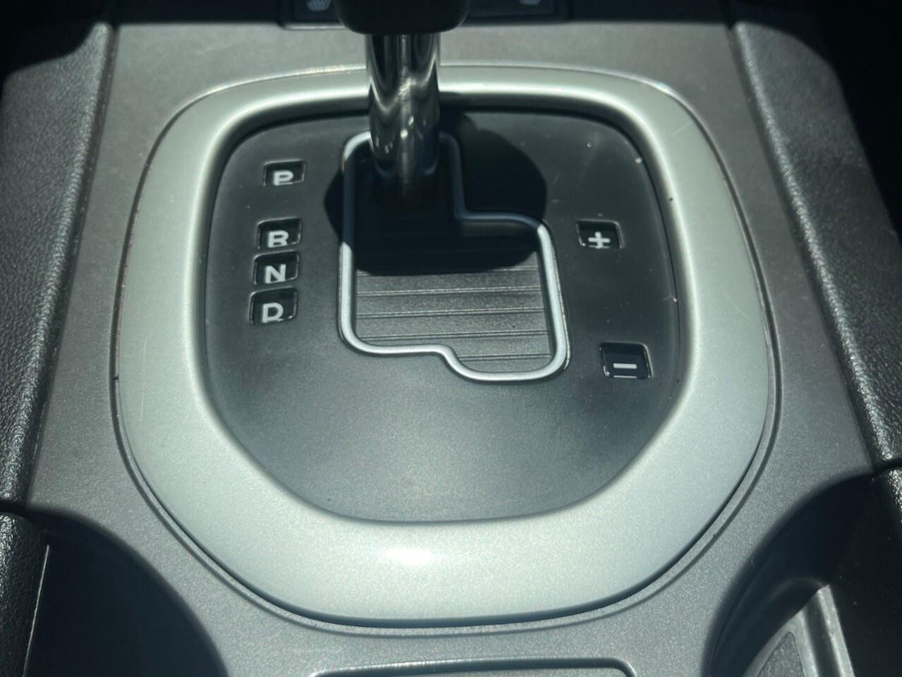 2009 Pontiac G8 4dr Sdn GT Supercharged/Sunroof/Auto/6.0L V8 Photo