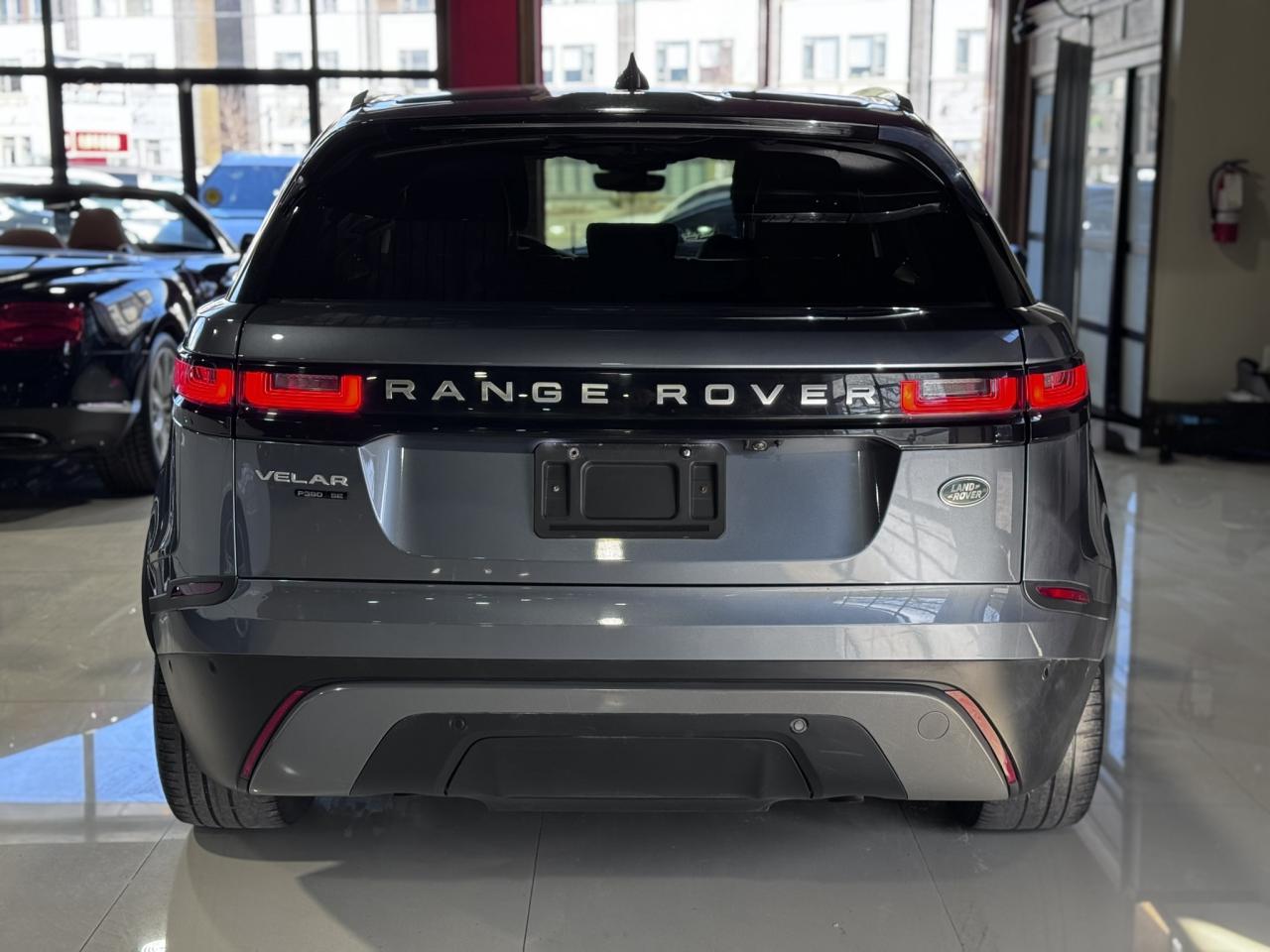 2018 Land Rover Range Rover Velar P380 R-Dynamic SE Photo4