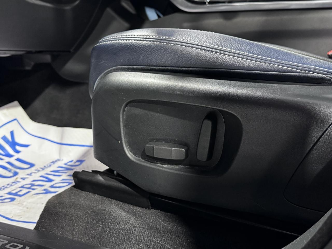 2018 Land Rover Range Rover Velar P380 R-Dynamic SE Photo