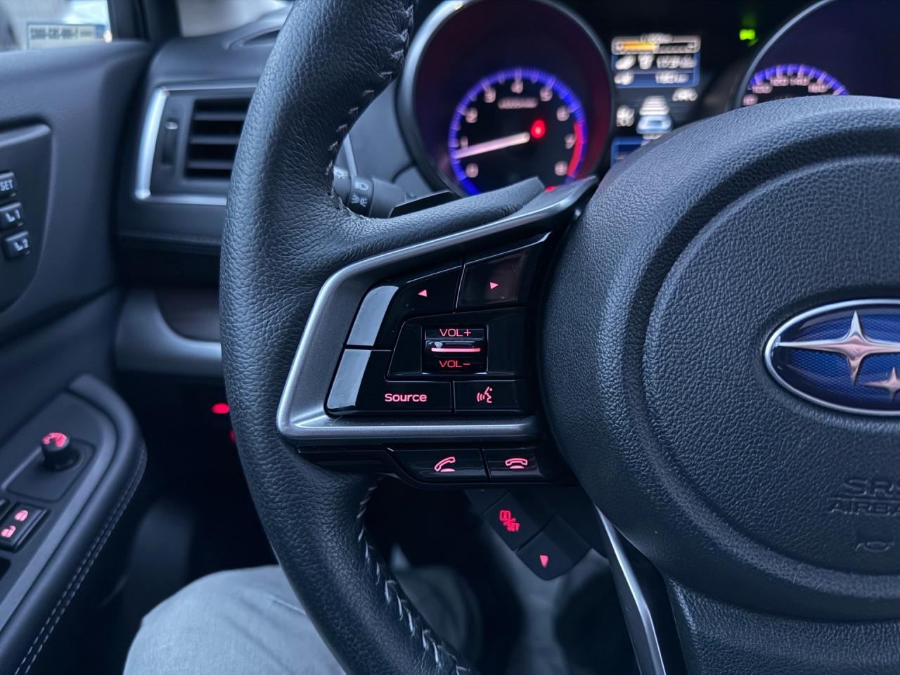 2018 Subaru Legacy 3.6R Limited w/EyeSight Pkg  ACCIDENT FREE MINT Photo