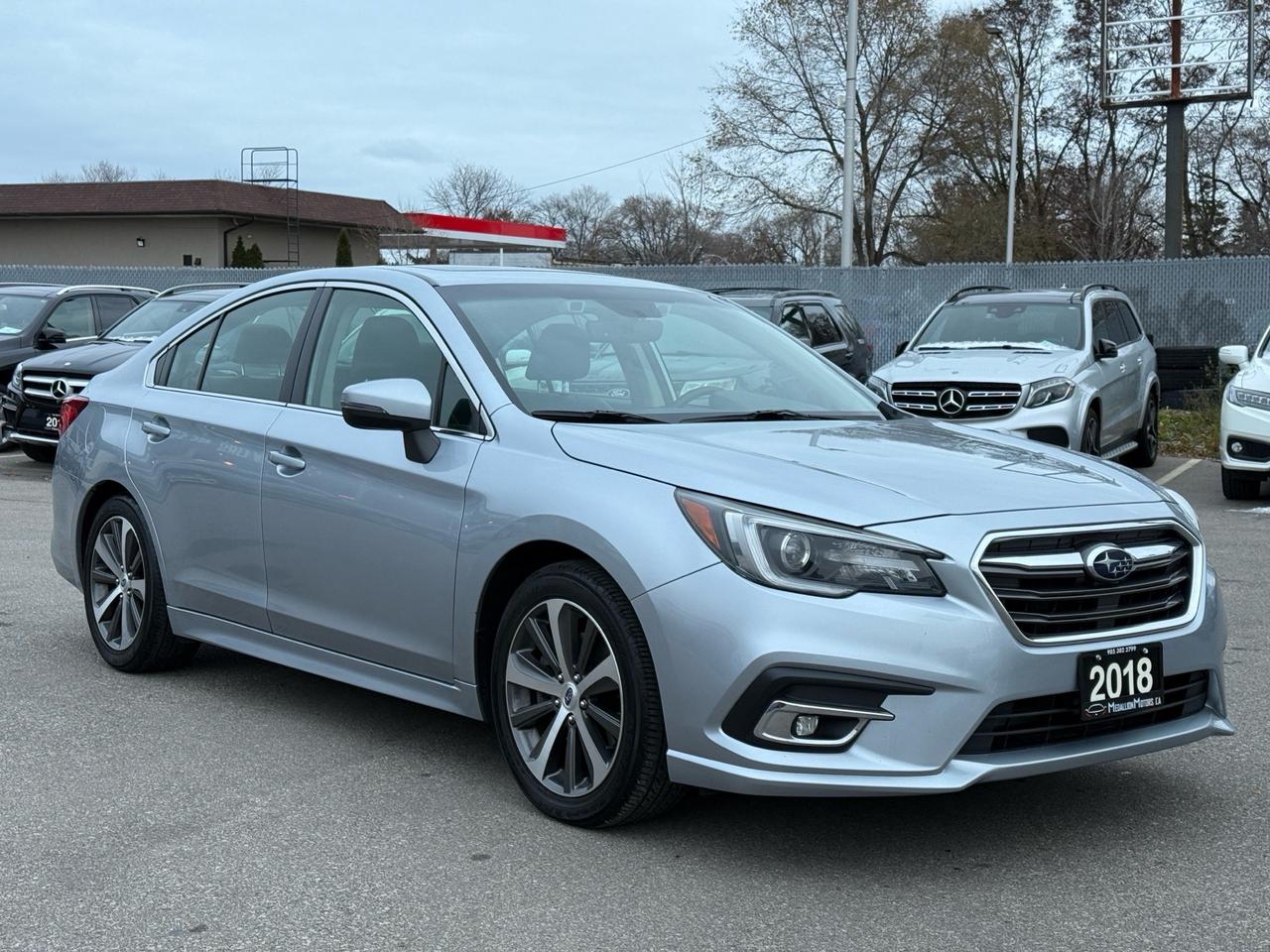 2018 Subaru Legacy 3.6R Limited w/EyeSight Pkg  ACCIDENT FREE MINT Photo