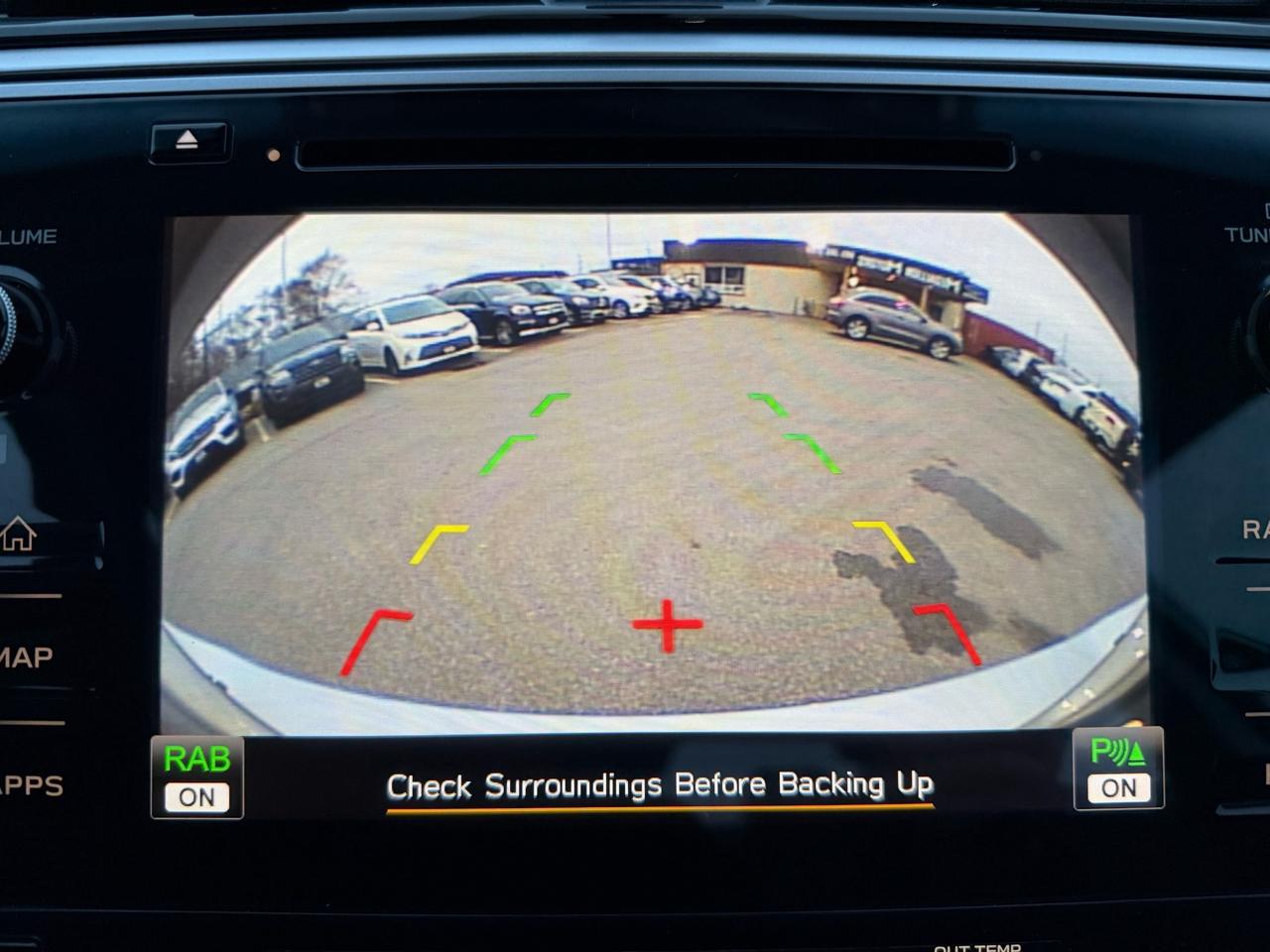 2018 Subaru Legacy 3.6R Limited w/EyeSight Pkg  ACCIDENT FREE MINT Photo