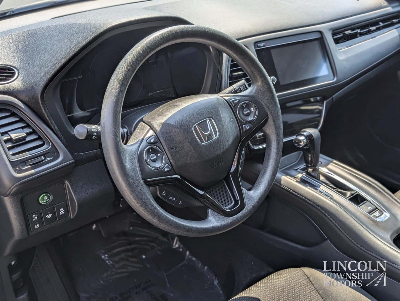 2020 Honda HR-V LX- CLEAN CARFAX, BACKUP CAM, HEATED SEATS & MORE! Photo