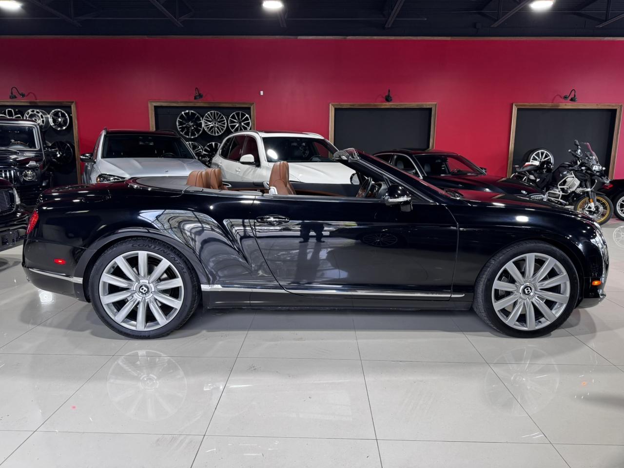 2013 Bentley Continental GT 2dr Conv Photo