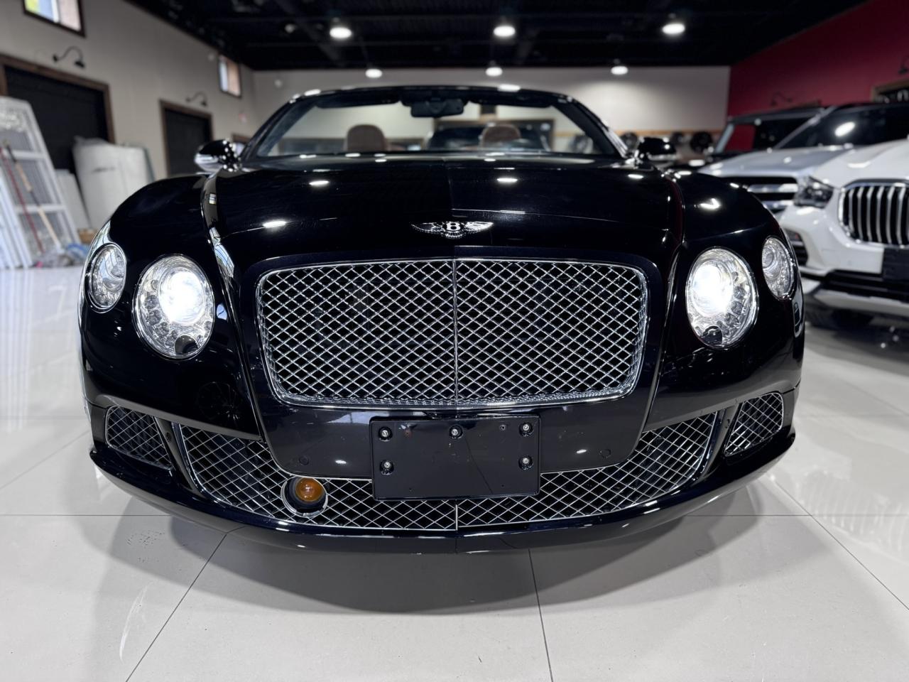 2013 Bentley Continental GT 2dr Conv Photo