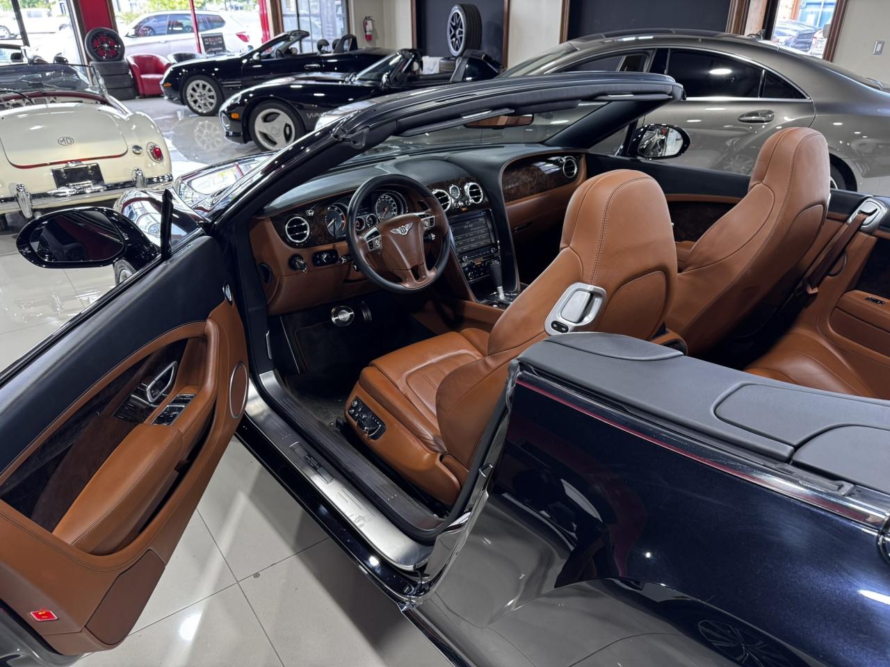 2013 Bentley Continental GT 2dr Conv Photo
