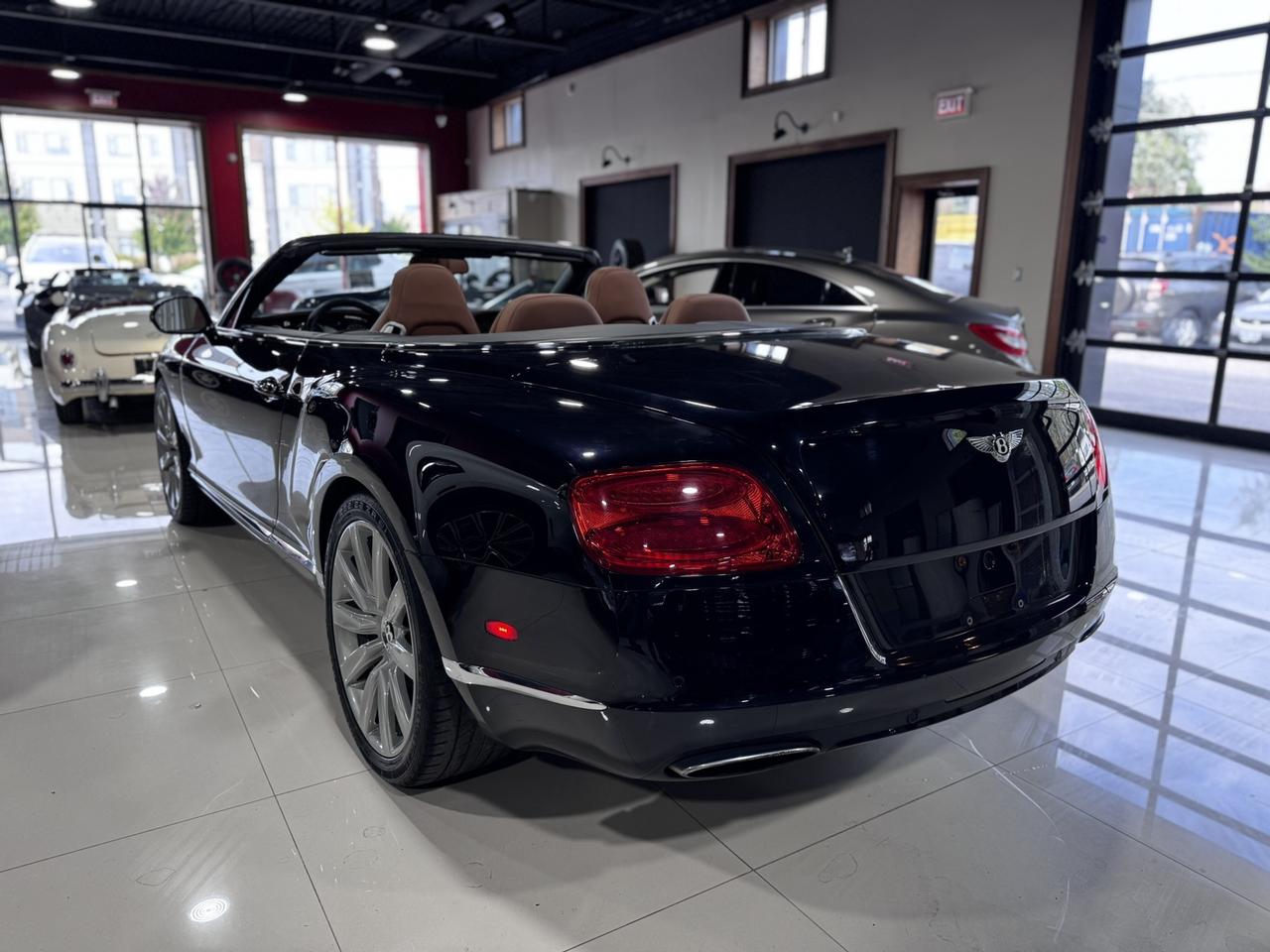 2013 Bentley Continental GT 2dr Conv Photo