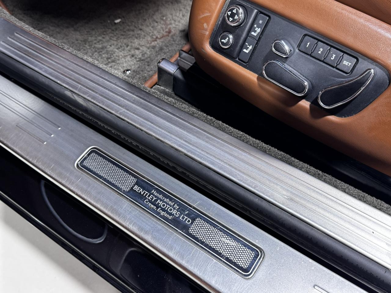 2013 Bentley Continental GT 2dr Conv Photo