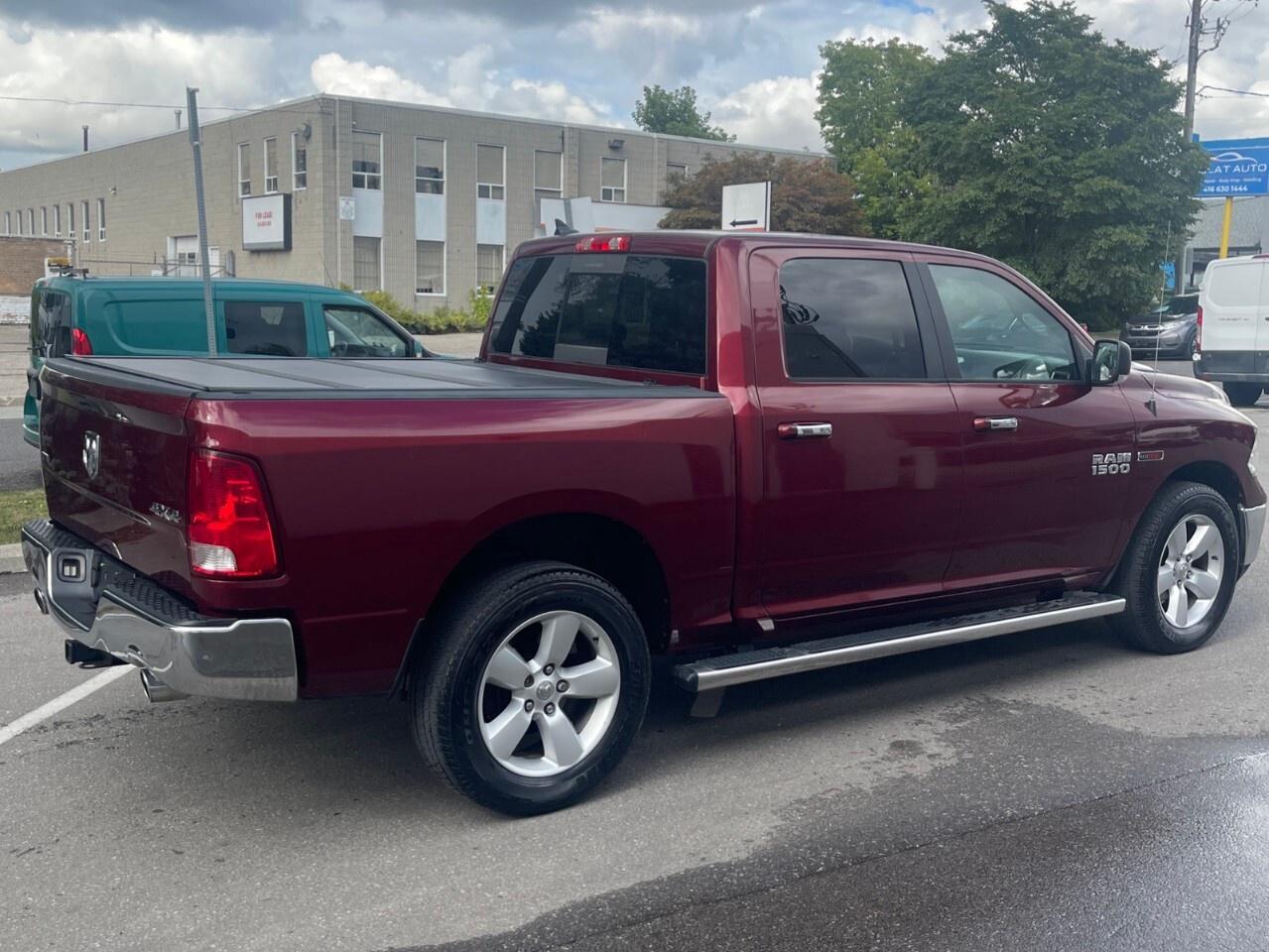 2018 RAM 1500 SLT 4x4 Crew Cab 5'7 Box Diesel/SLT/Navigation/Bac Photo