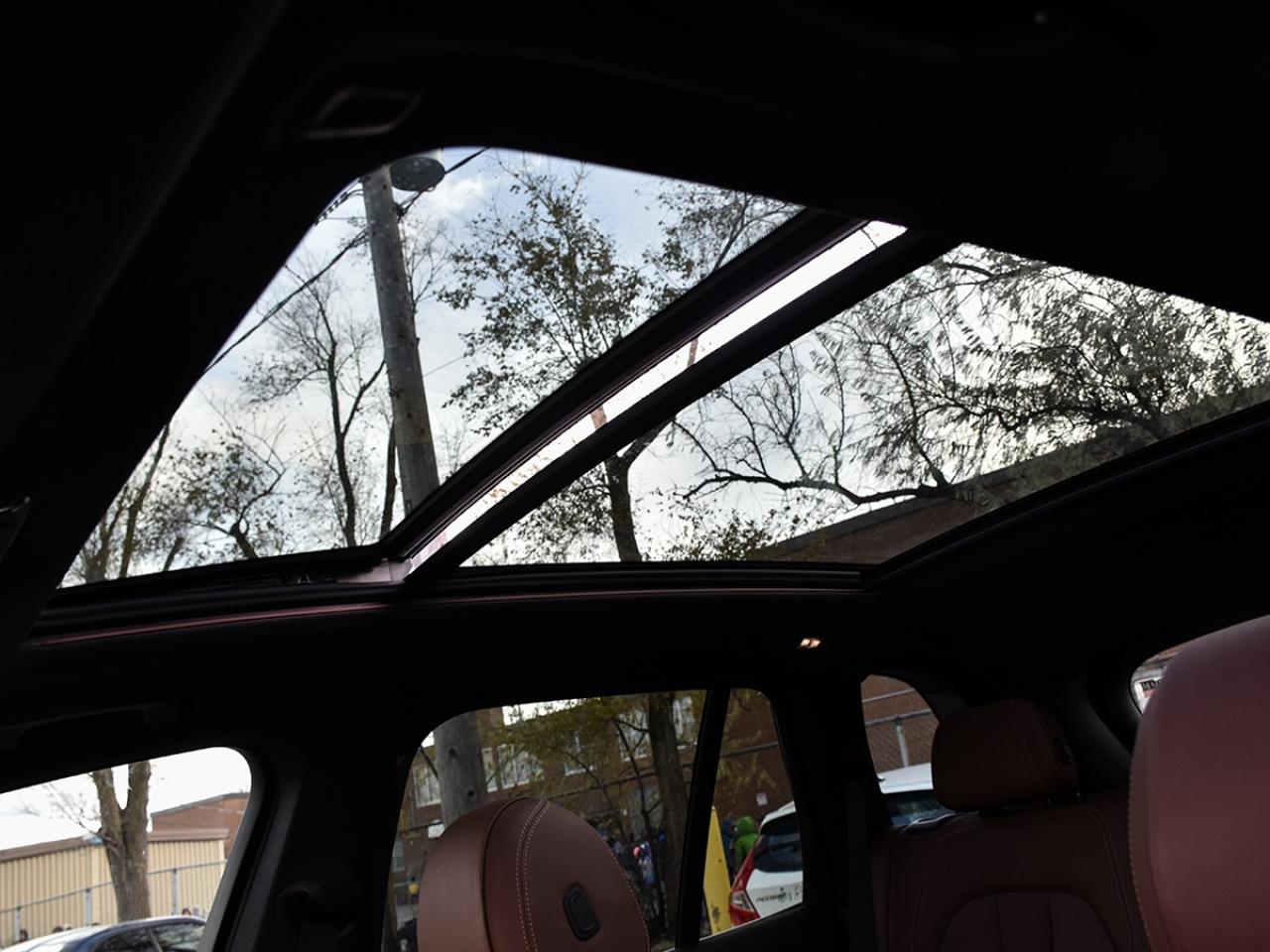 2022 BMW X5 BMWWarranty l XDrive l 40i l 335HP l AmbientLights Photo