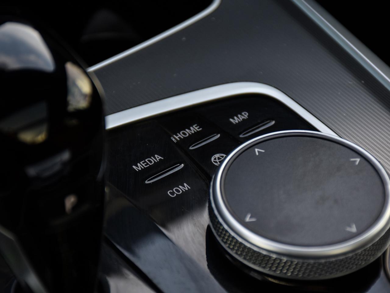 2022 BMW X5 BMWWarranty l XDrive l 40i l 335HP l AmbientLights Photo