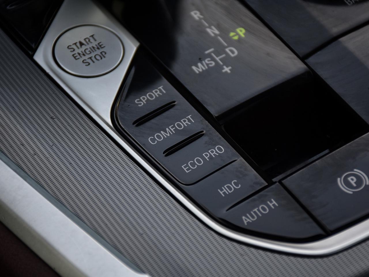 2022 BMW X5 BMWWarranty l XDrive l 40i l 335HP l AmbientLights Photo