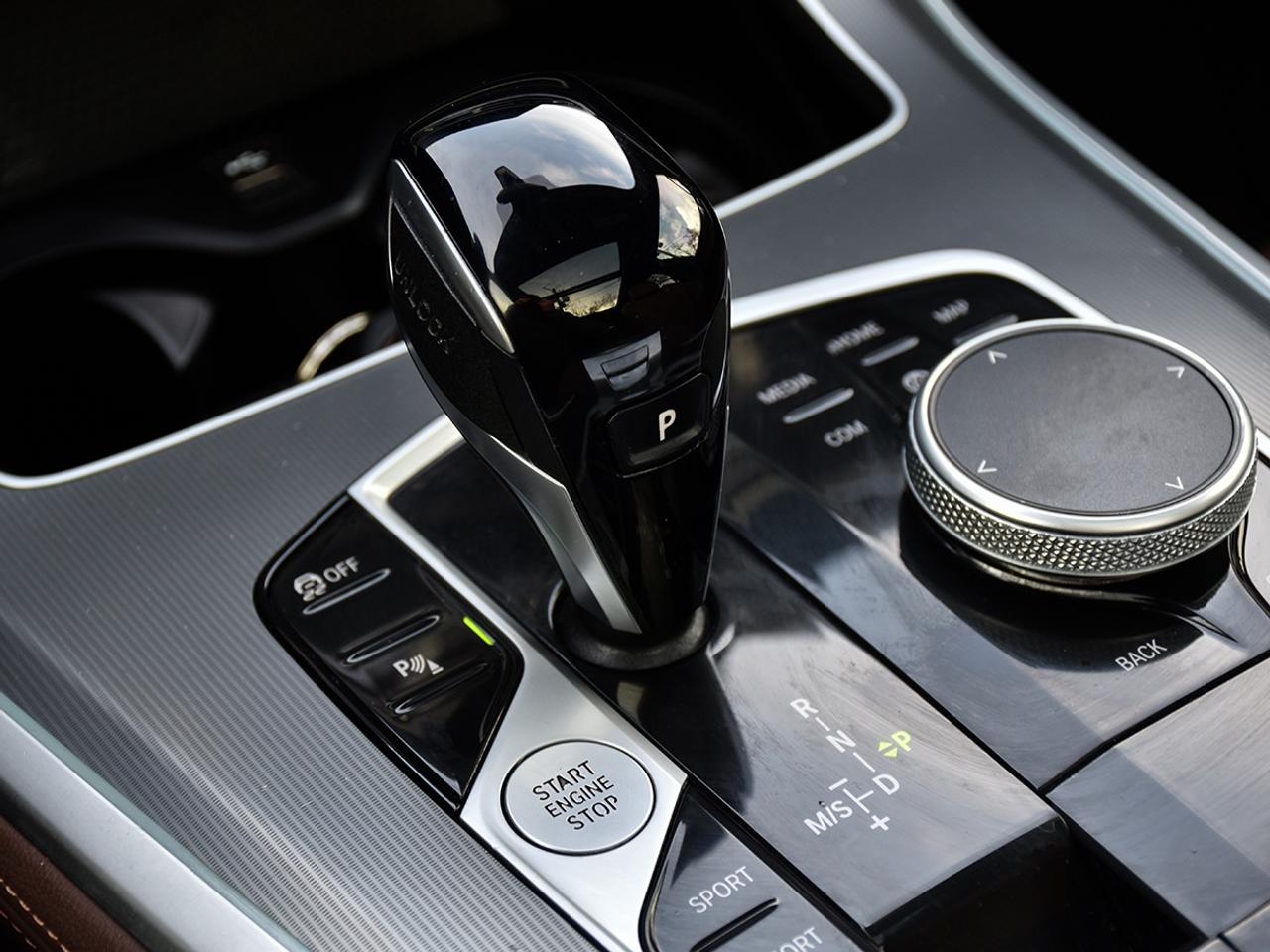 2022 BMW X5 BMWWarranty l XDrive l 40i l 335HP l AmbientLights Photo