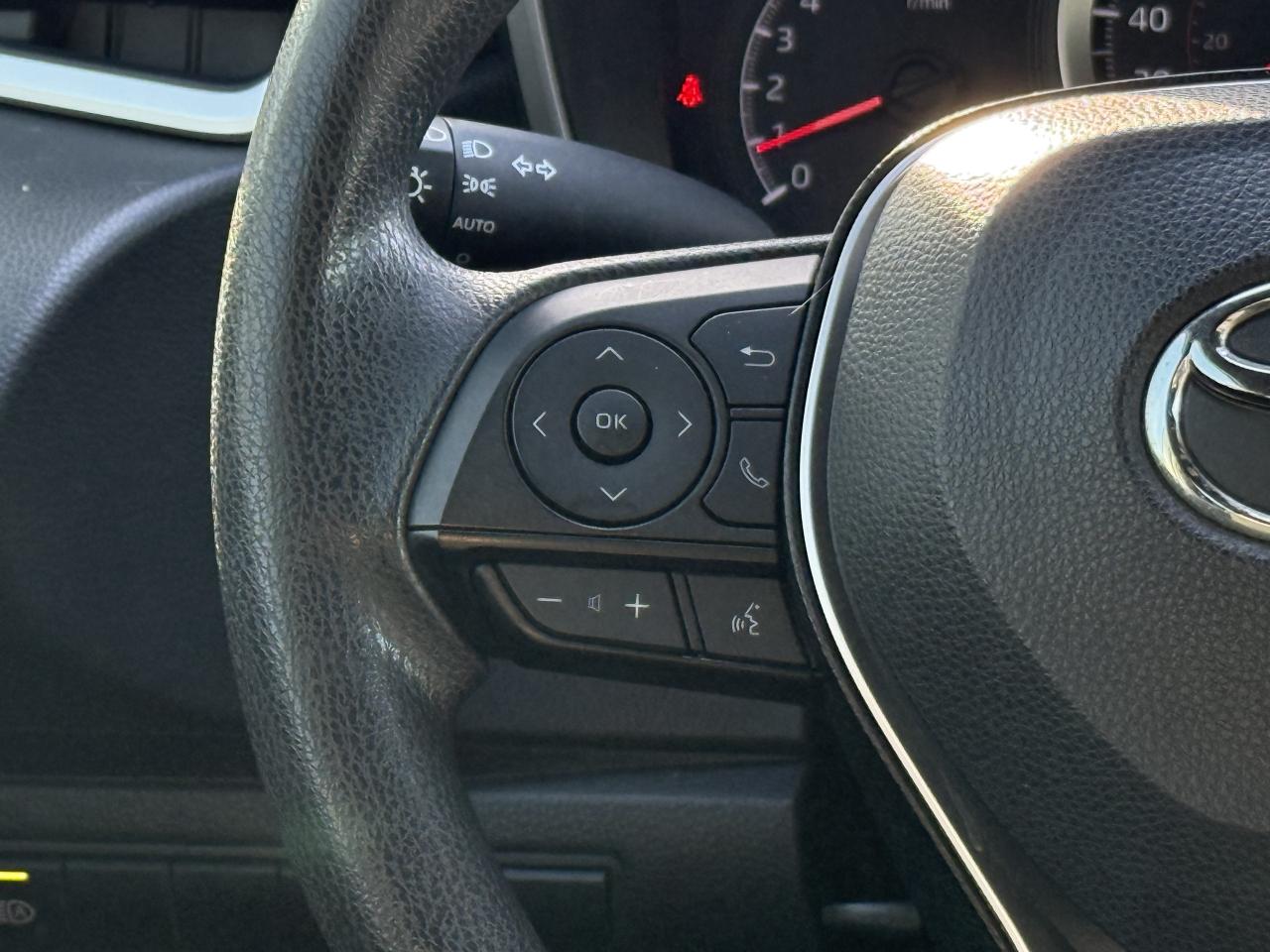 2020 Toyota Corolla Hatchback 6Spd l One Owner l FWD l LDW l Hatchback l 2.0L l Photo