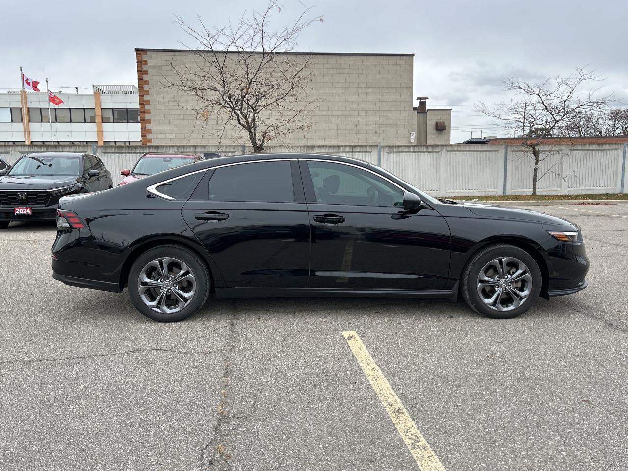 2024 Honda Accord Sedan EX  Sunroof  CarPlay  Rear Camera Heated Seats Photo