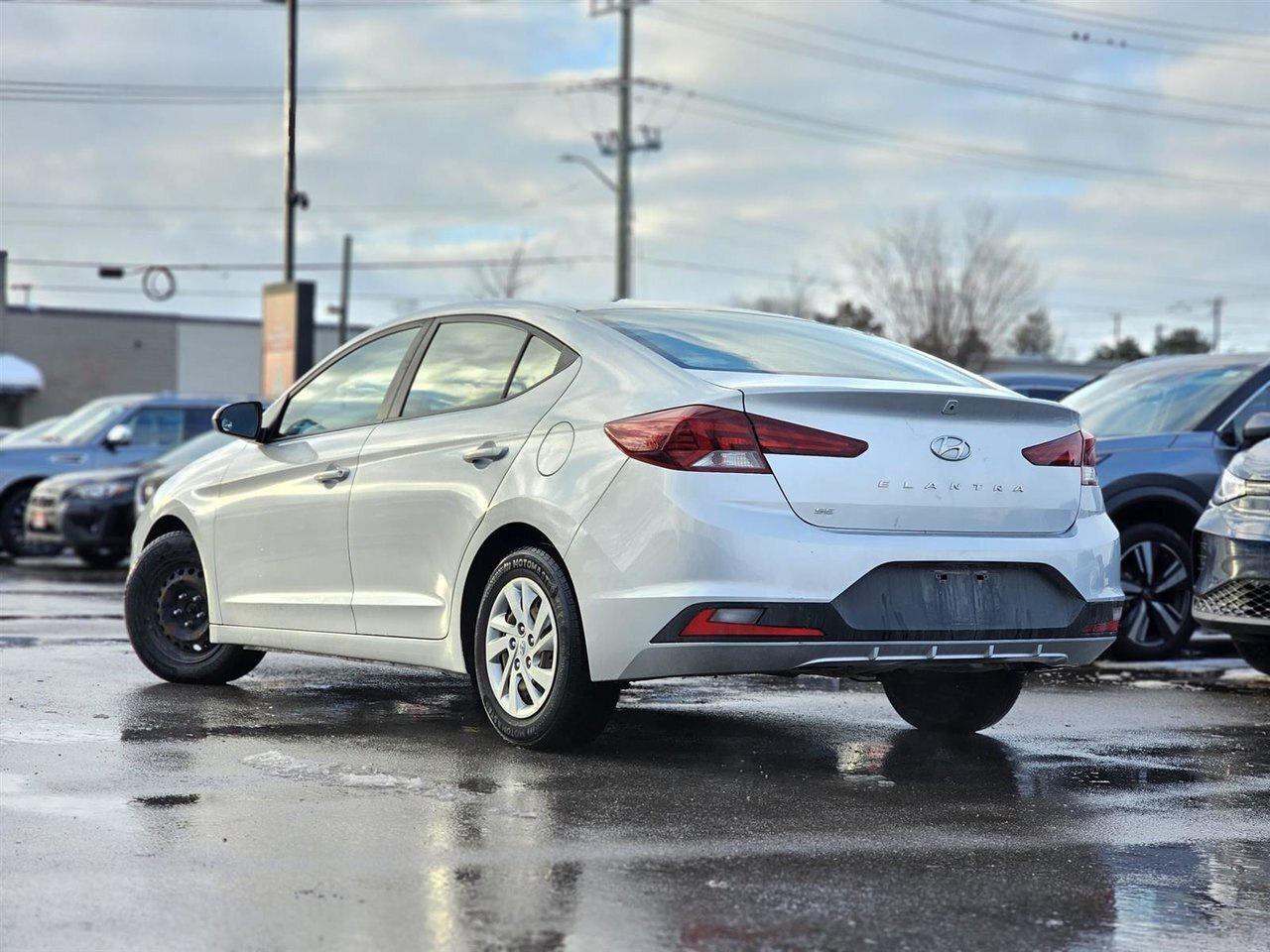 2019 Hyundai Elantra Essential Photo