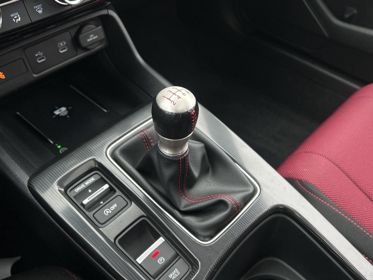 2025 Honda Civic Si Sedan Si - Navigation  Sunroof  CarPlay Like New! Photo