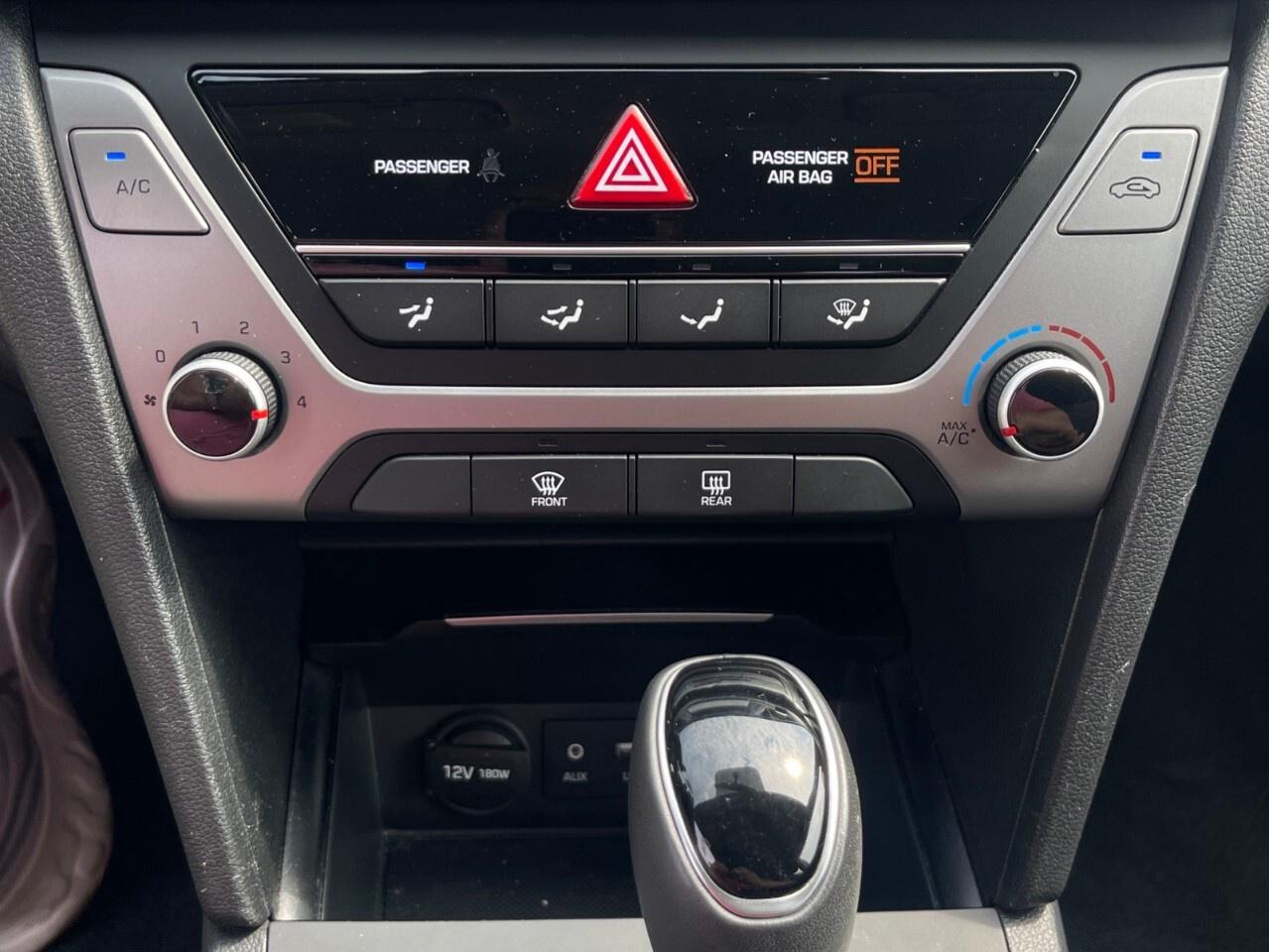 2017 Hyundai Elantra 4dr Sdn Auto GL Backup cam/blind spot/ac/bluetooth Photo