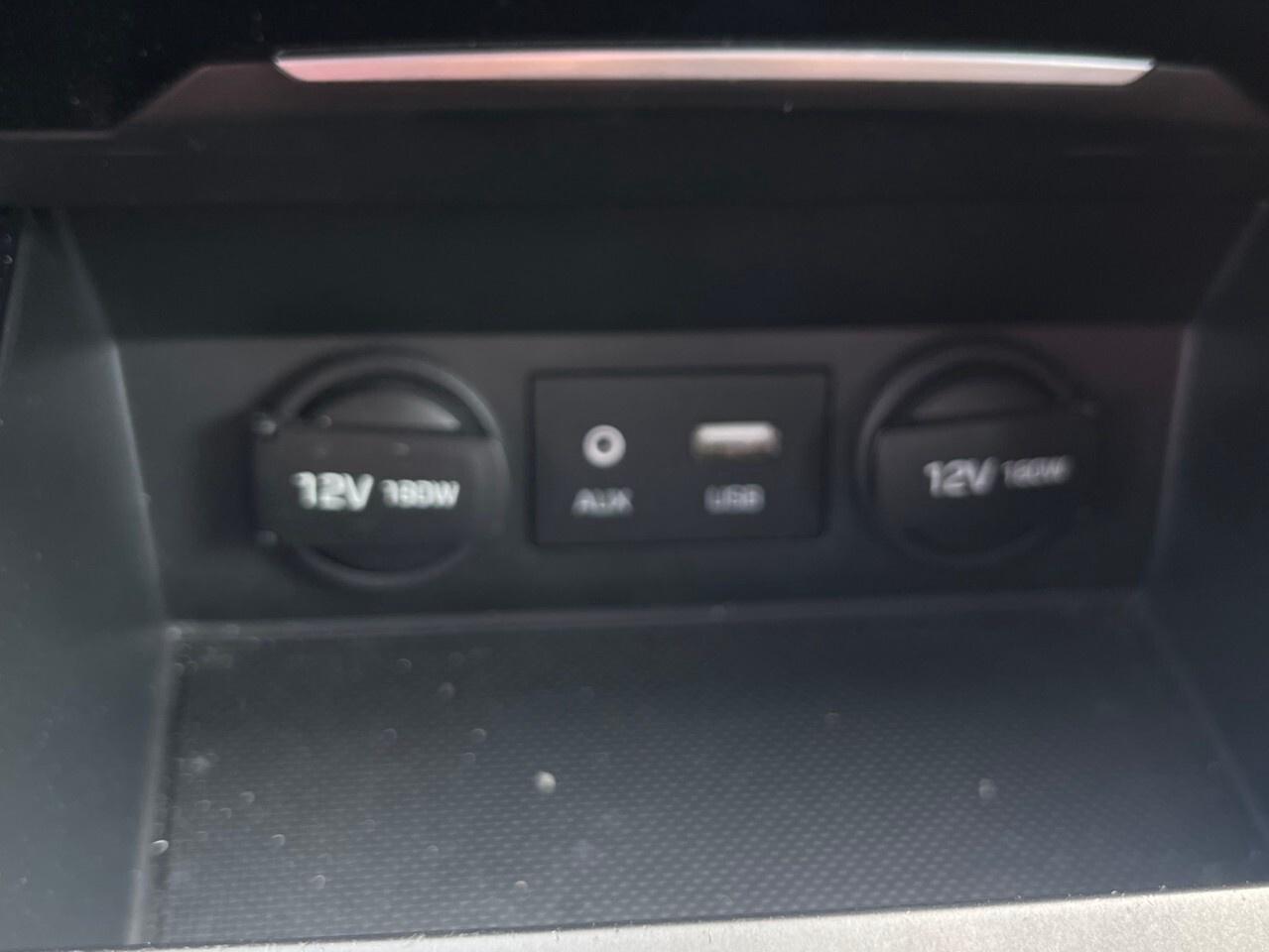 2017 Hyundai Elantra 4dr Sdn Auto GL Backup cam/blind spot/ac/bluetooth Photo