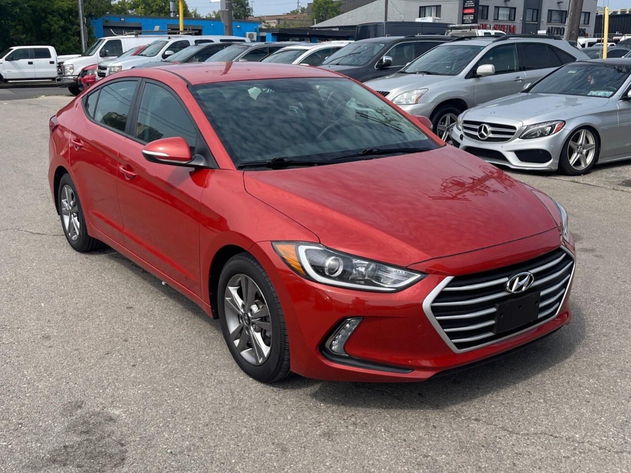 2017 Hyundai Elantra 4dr Sdn Auto GL Backup cam/blind spot/ac/bluetooth Photo2