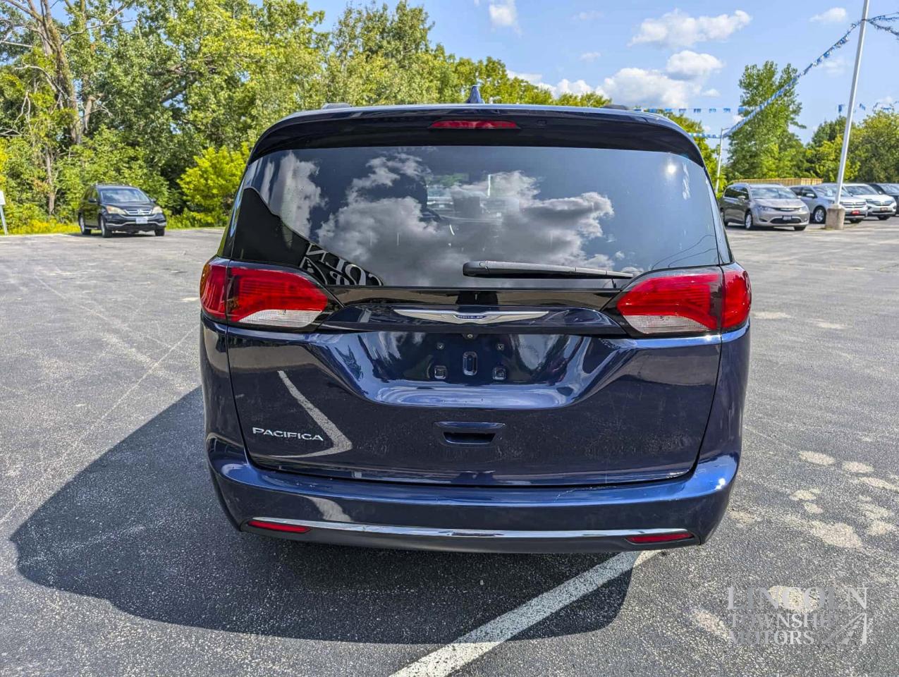 2019 Chrysler Pacifica Touring Plus - DVD, NAV, 7 SEATS, CLEAN CARFAX Photo
