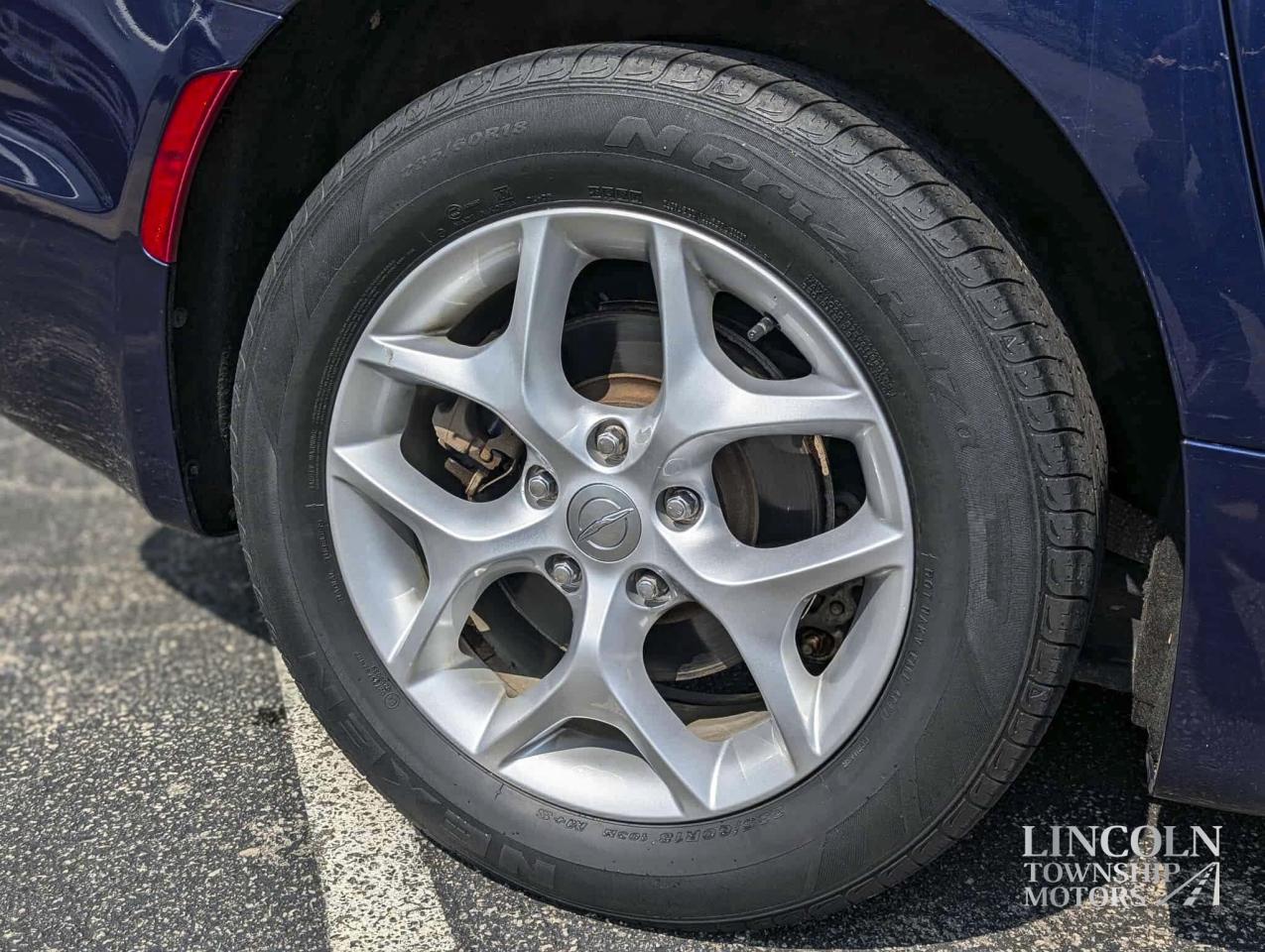 2019 Chrysler Pacifica Touring Plus - DVD, NAV, 7 SEATS, CLEAN CARFAX Photo