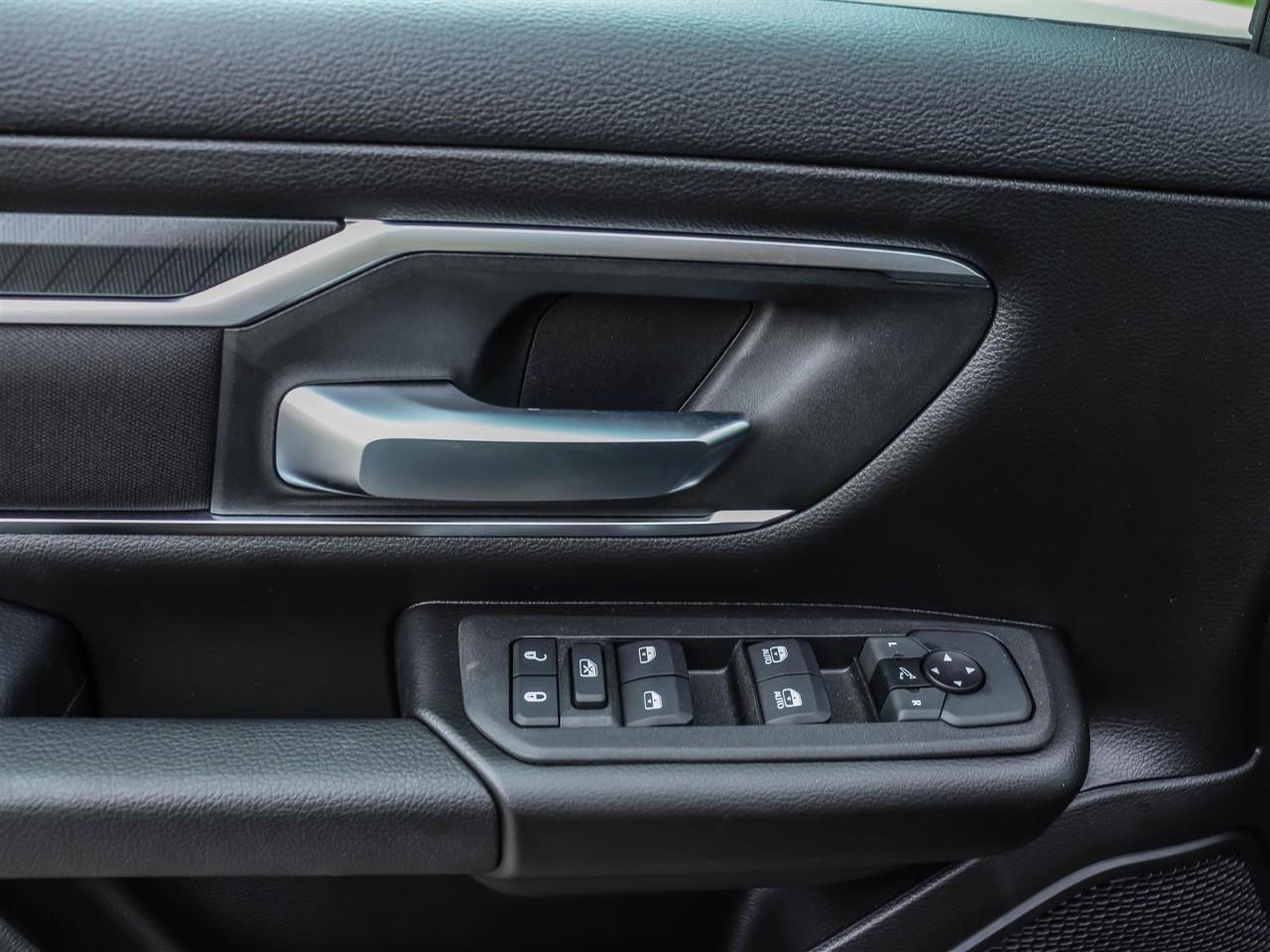 2025 RAM 1500 Big Horn Incl. OFF ROADER PKG/Heated Seats/Steerin Photo