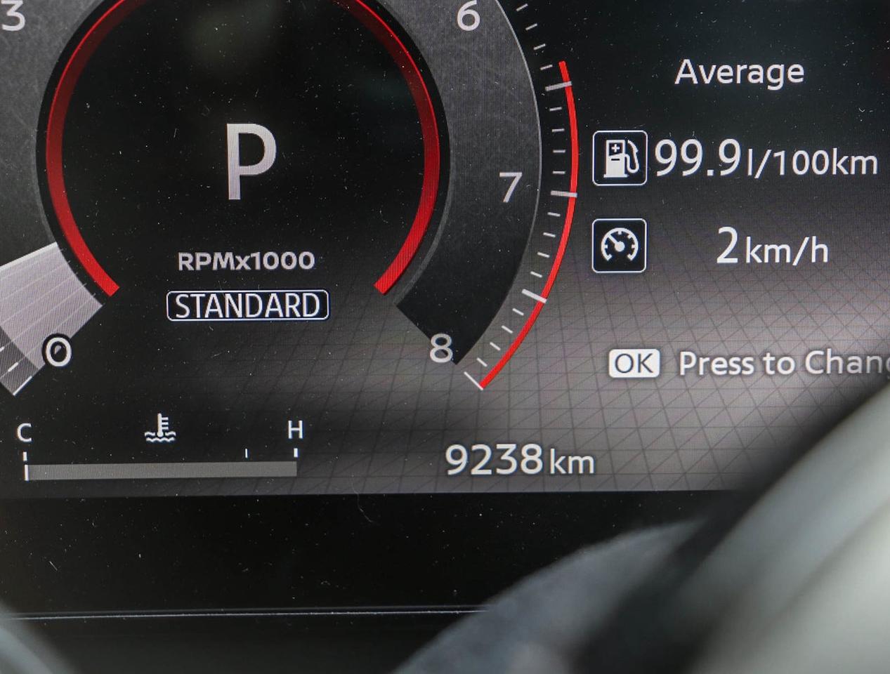 2025 Nissan Kicks SR PREMIUM WITH SPORT WHEEL PACKAGE !!! NO ACCIDEN Photo