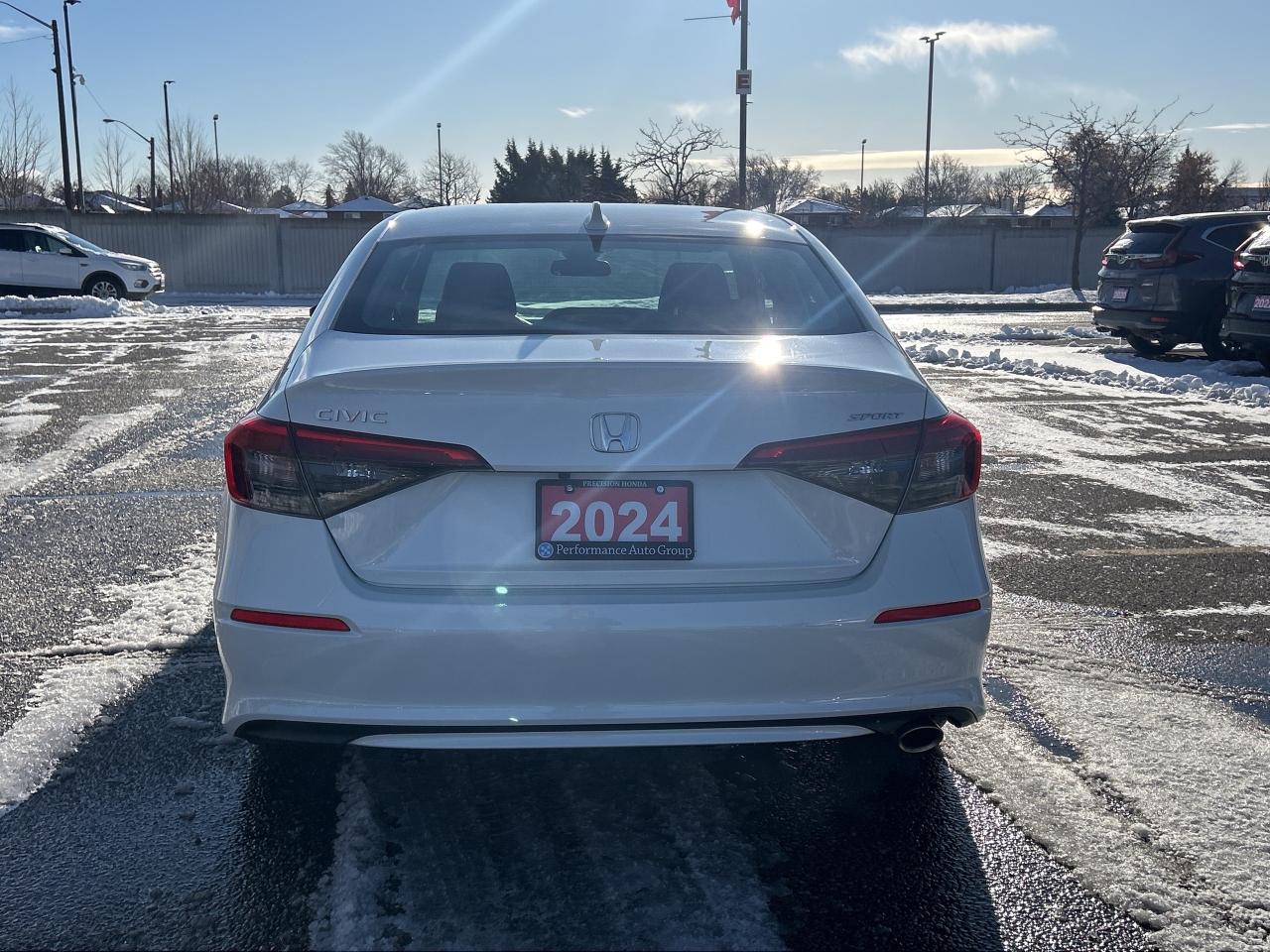 2024 Honda Civic Sedan Sport CarPlay Rear Cam Sunroof Heated Seats Photo4