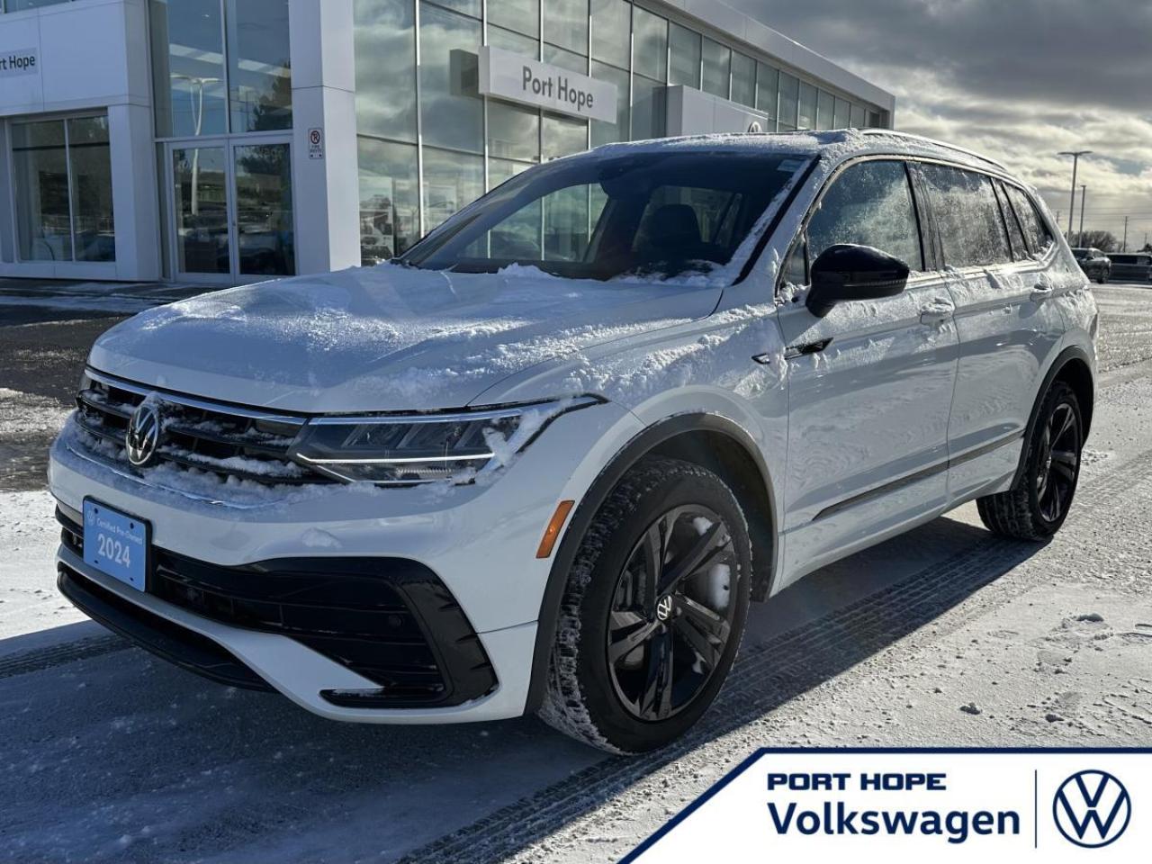 2024 Volkswagen Tiguan Comfortline R-Line Black Edition AWD - LOW KMS Photo0