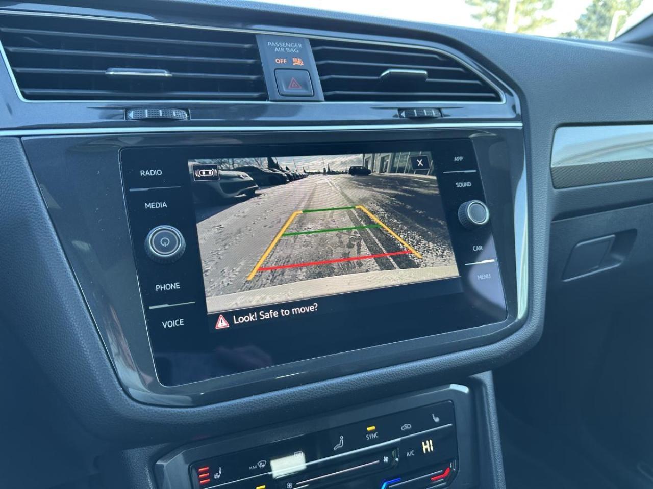 2024 Volkswagen Tiguan Comfortline R-Line Black Edition AWD - LOW KMS Photo