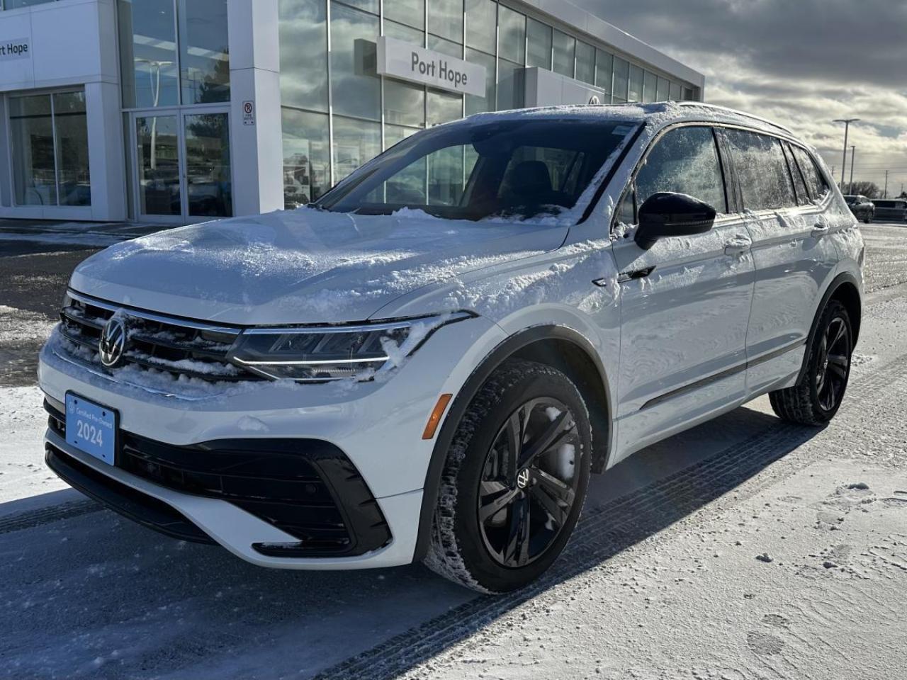 2024 Volkswagen Tiguan Comfortline R-Line Black Edition AWD - LOW KMS Photo