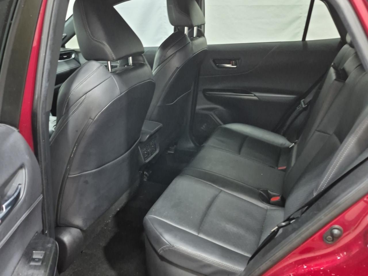 2023 Toyota Venza No Accidents l One Owner l XLE l AWD l Warranty Photo