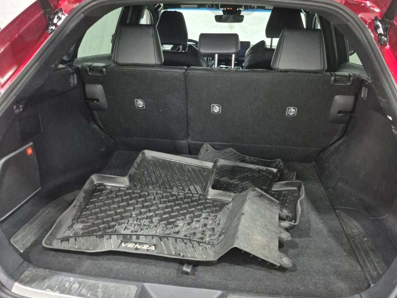 2023 Toyota Venza No Accidents l One Owner l XLE l AWD l Warranty Photo