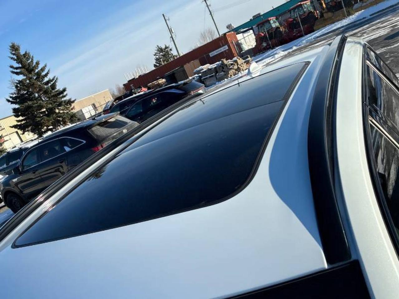 2020 Volvo XC90 T6 l No Accident l R-Design l 7-Seater l AWD Photo