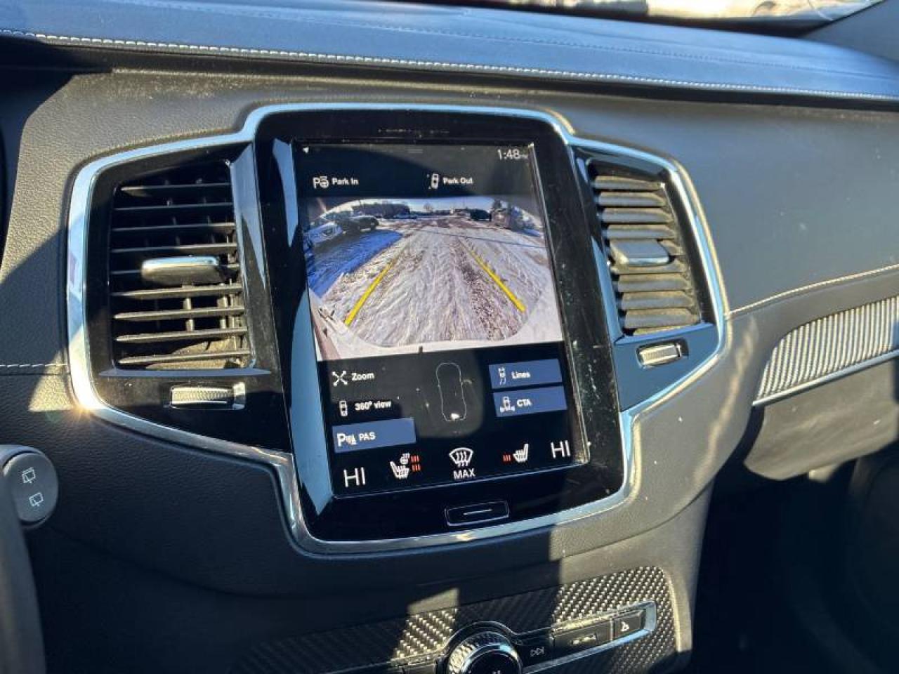 2020 Volvo XC90 T6 l No Accident l R-Design l 7-Seater l AWD Photo