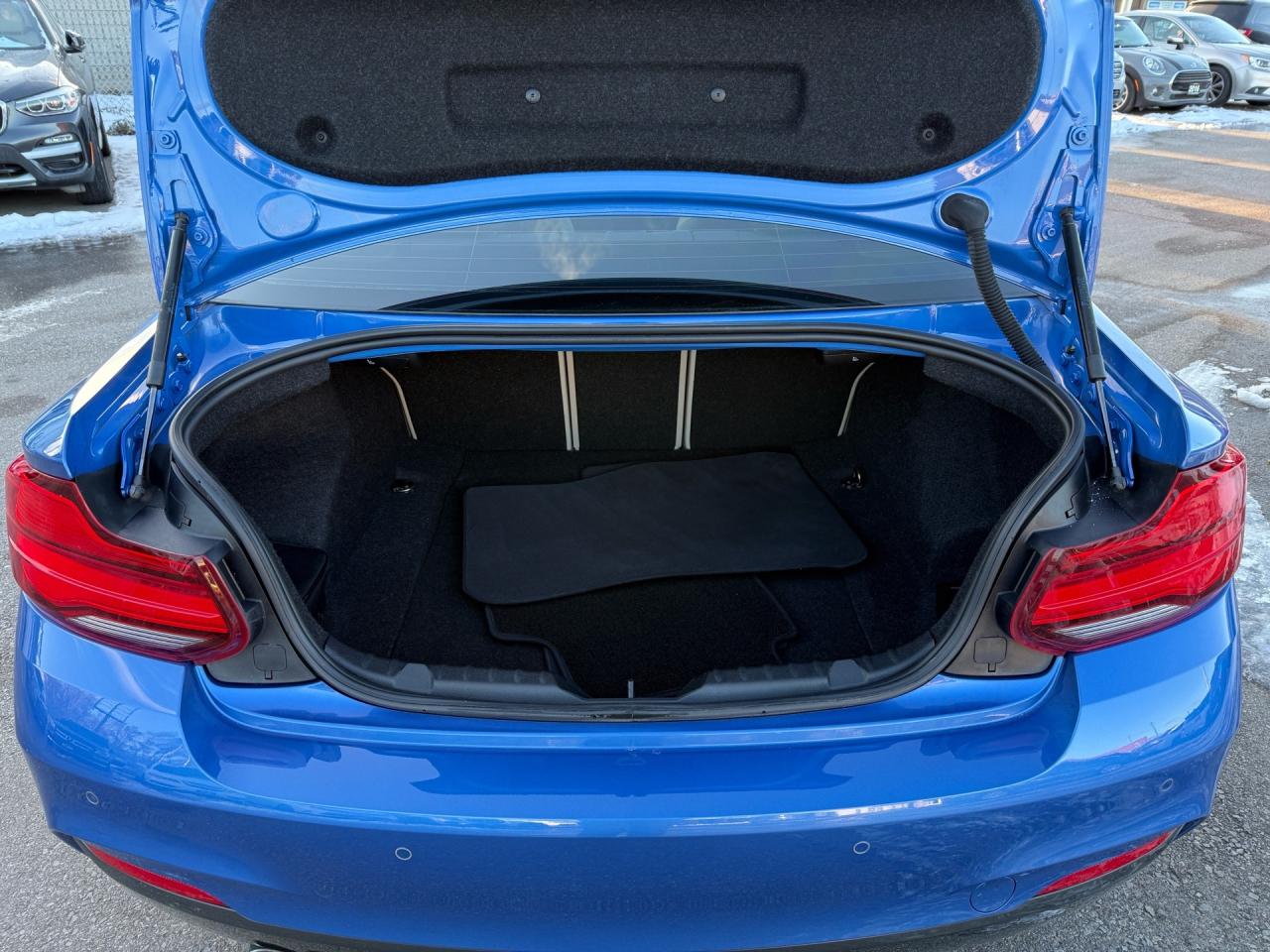 2018 BMW 2 Series 230i xDrive M-Sport  ACCIDENT FREE 1-OWNER MINT Photo